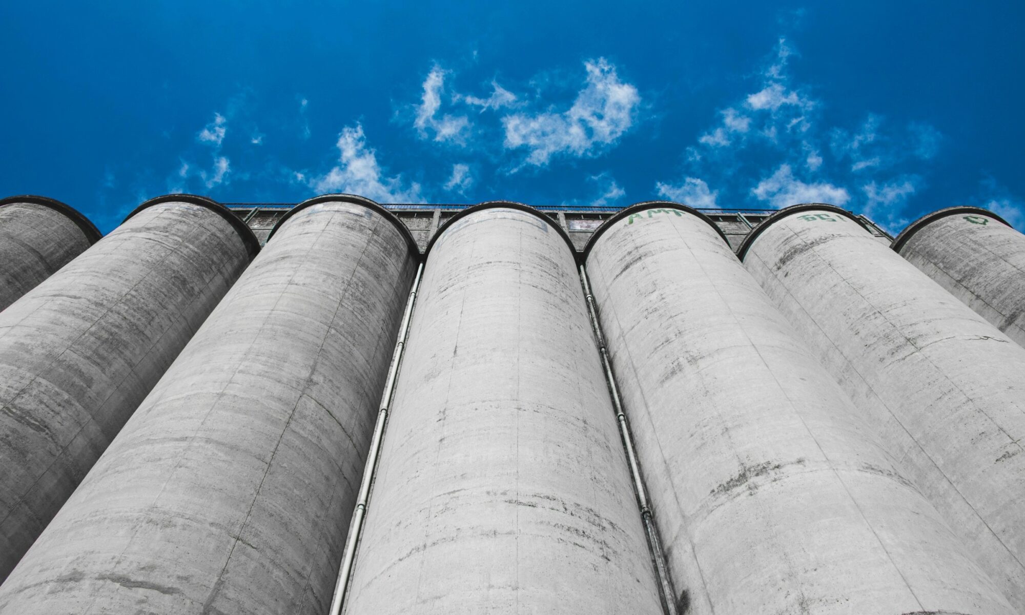 silos represent database farm management